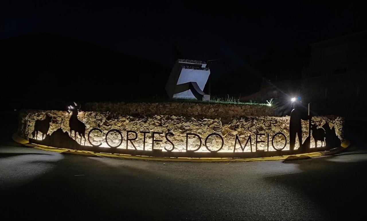 Abrigo Do Cabecinho - Serra Da Estrela Cortes do Meio Extérieur photo